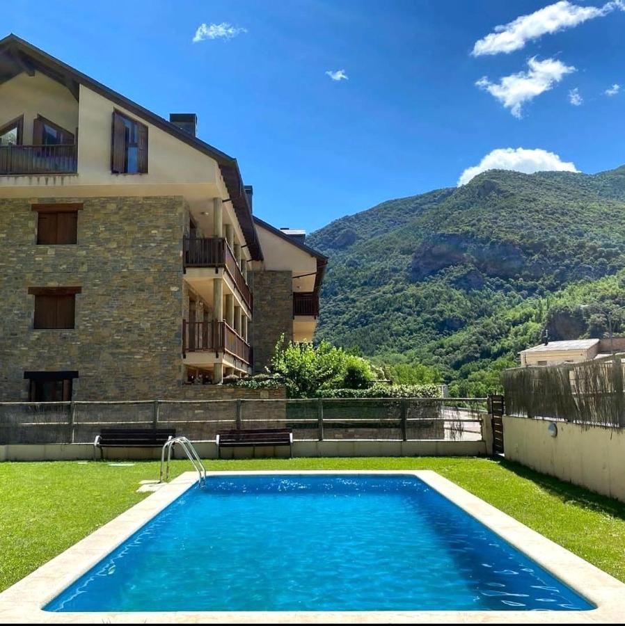 Apartmán La Buhardilla De Baro - L'Amfitriona Exteriér fotografie
